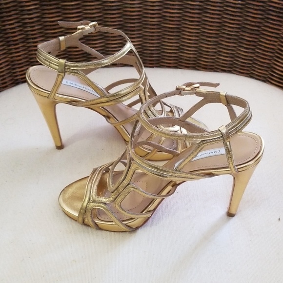 DIANEvonFURSTENBERG Gold 4" Stiletto Sandal Sz 7 - Picture 3 of 5
